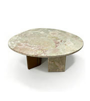 Aura Round Table